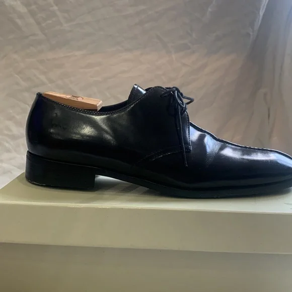 rare - PRADA center seam leather lace ups - Picture 2 of 10